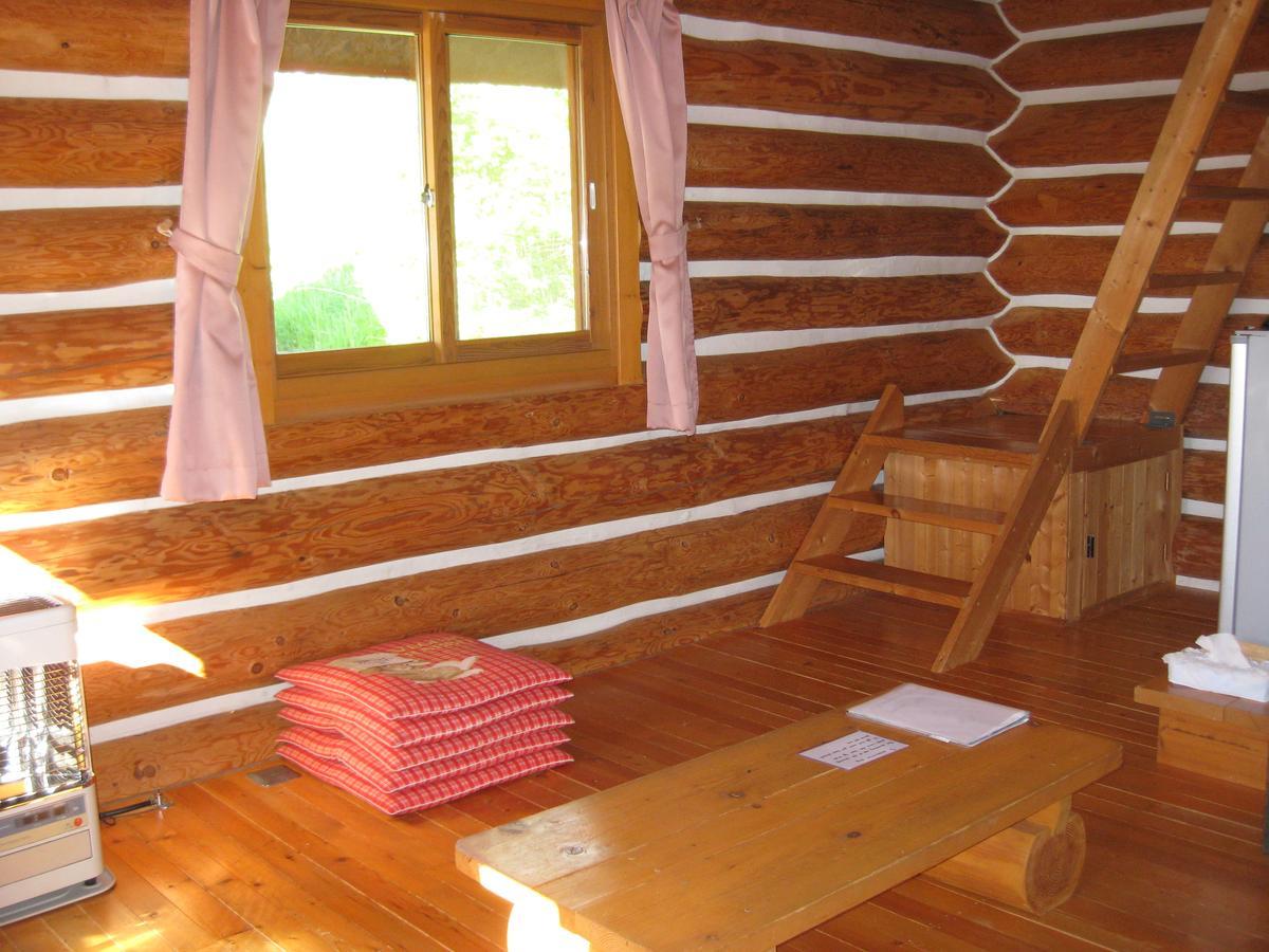 Log Cottage Himawari Nakafurano Exterior foto